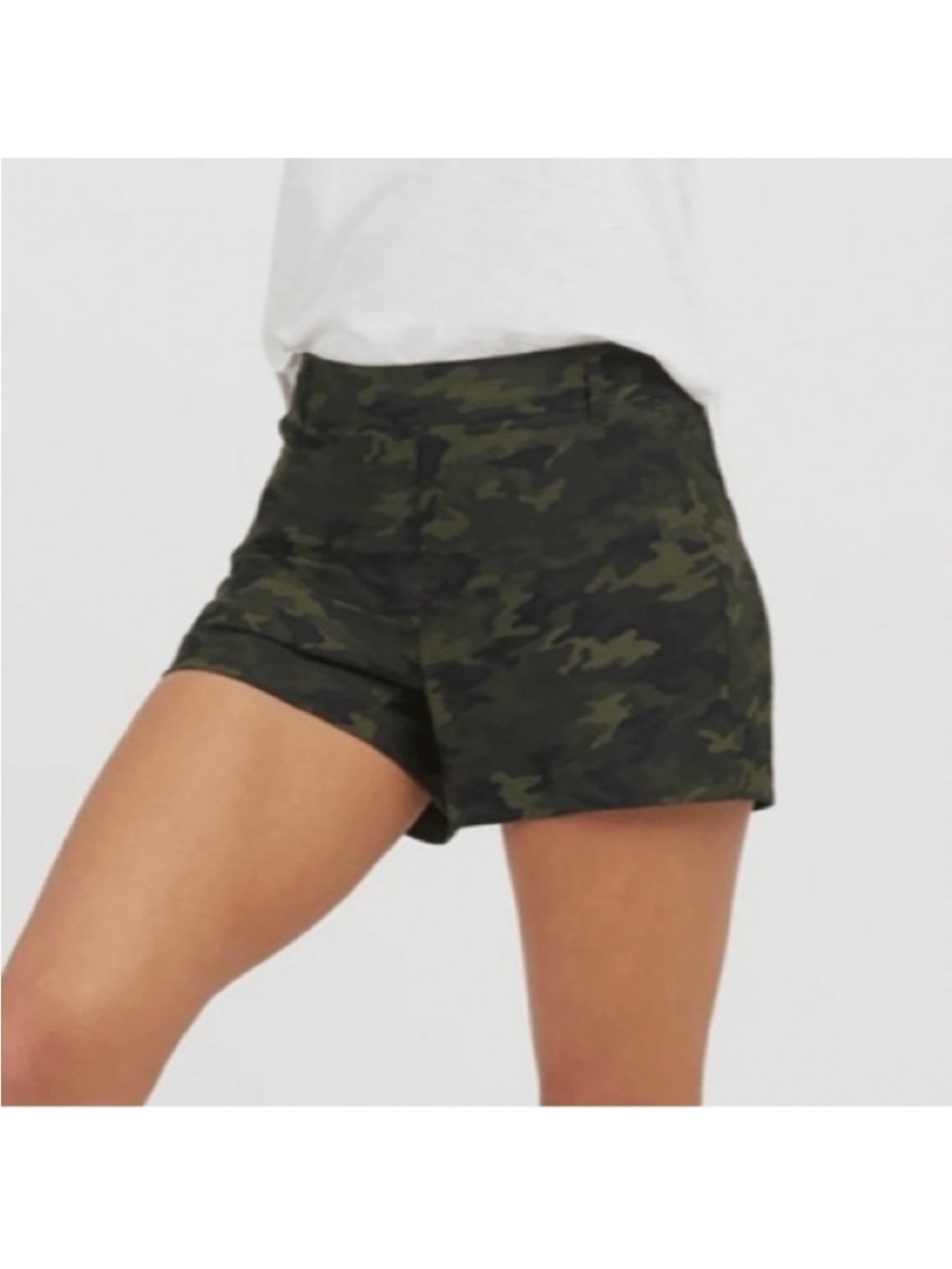 Spanx Small Shorts Sunshine Shorts 4” in Green Camo NWT - Picture 11 of 13
